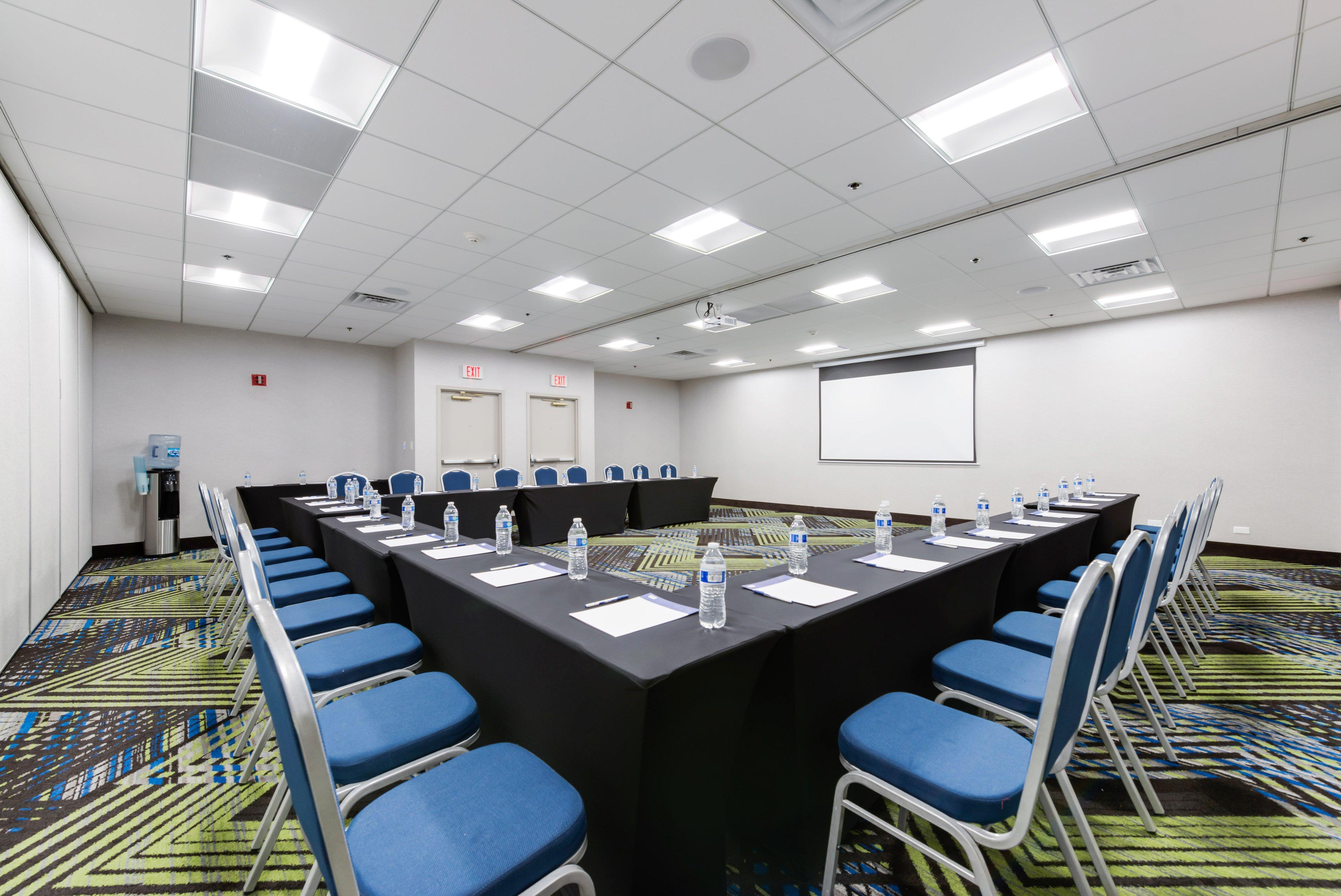 Holiday Inn Express Naperville By Ihg Zewnętrze zdjęcie