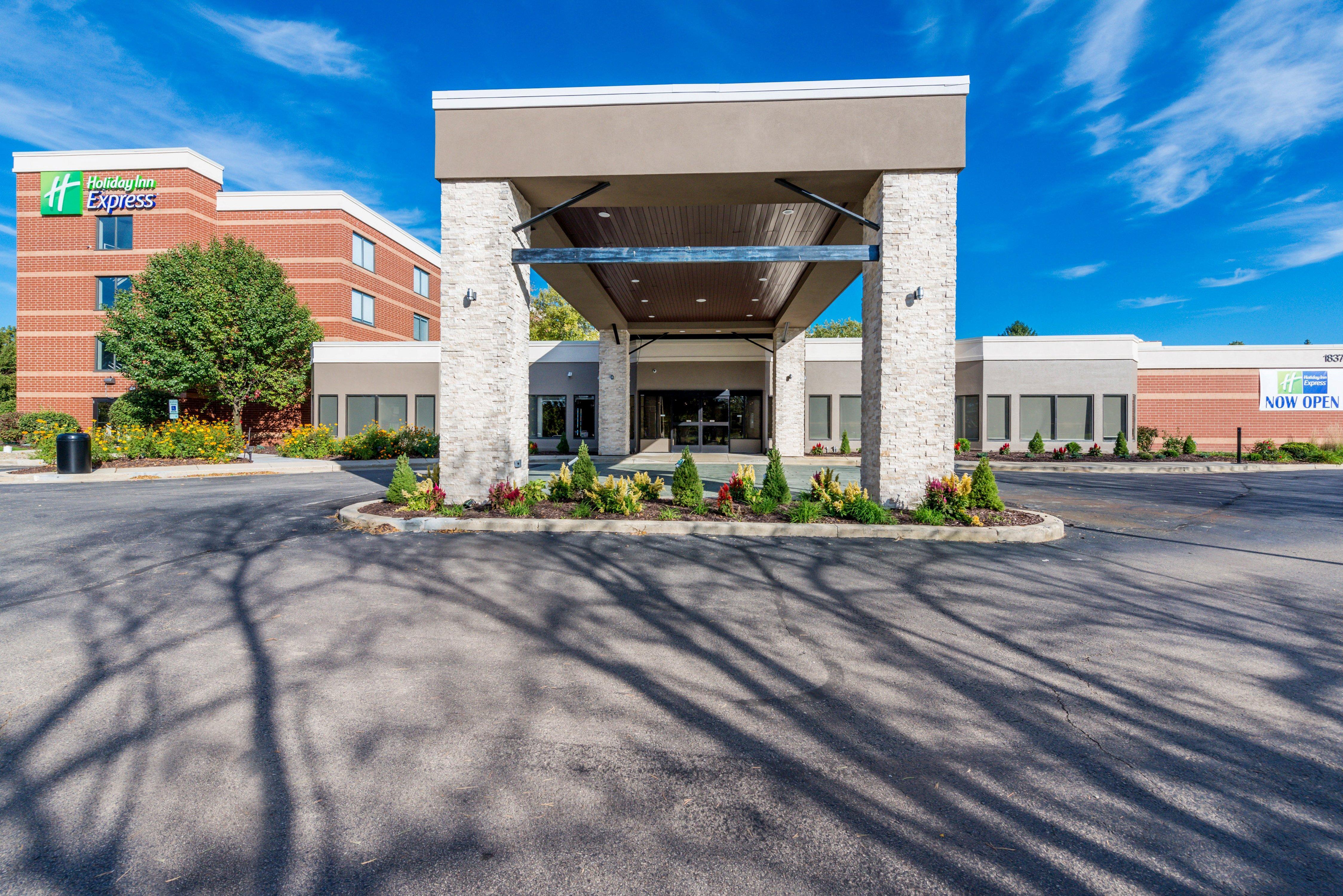 Holiday Inn Express Naperville By Ihg Zewnętrze zdjęcie