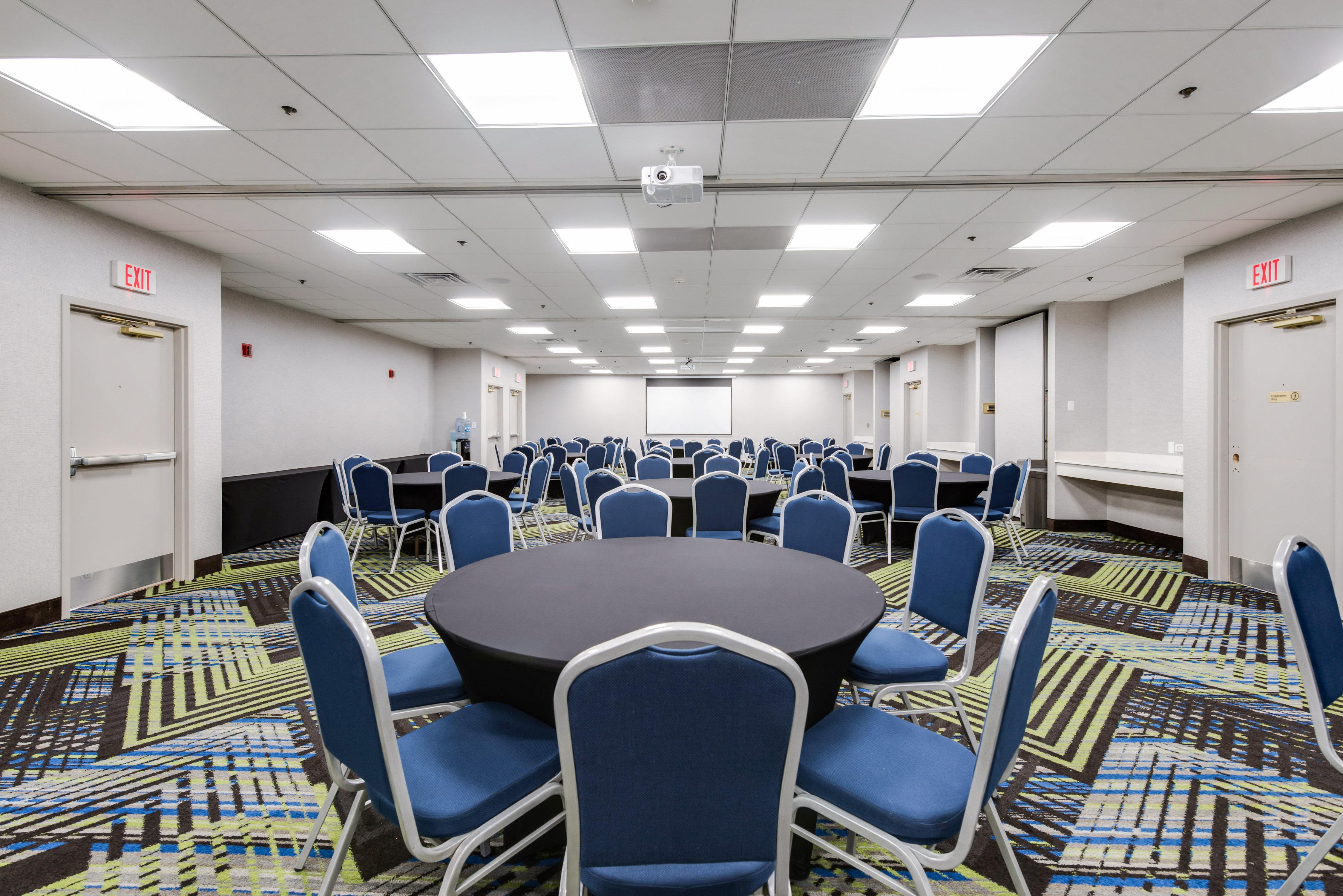Holiday Inn Express Naperville By Ihg Zewnętrze zdjęcie
