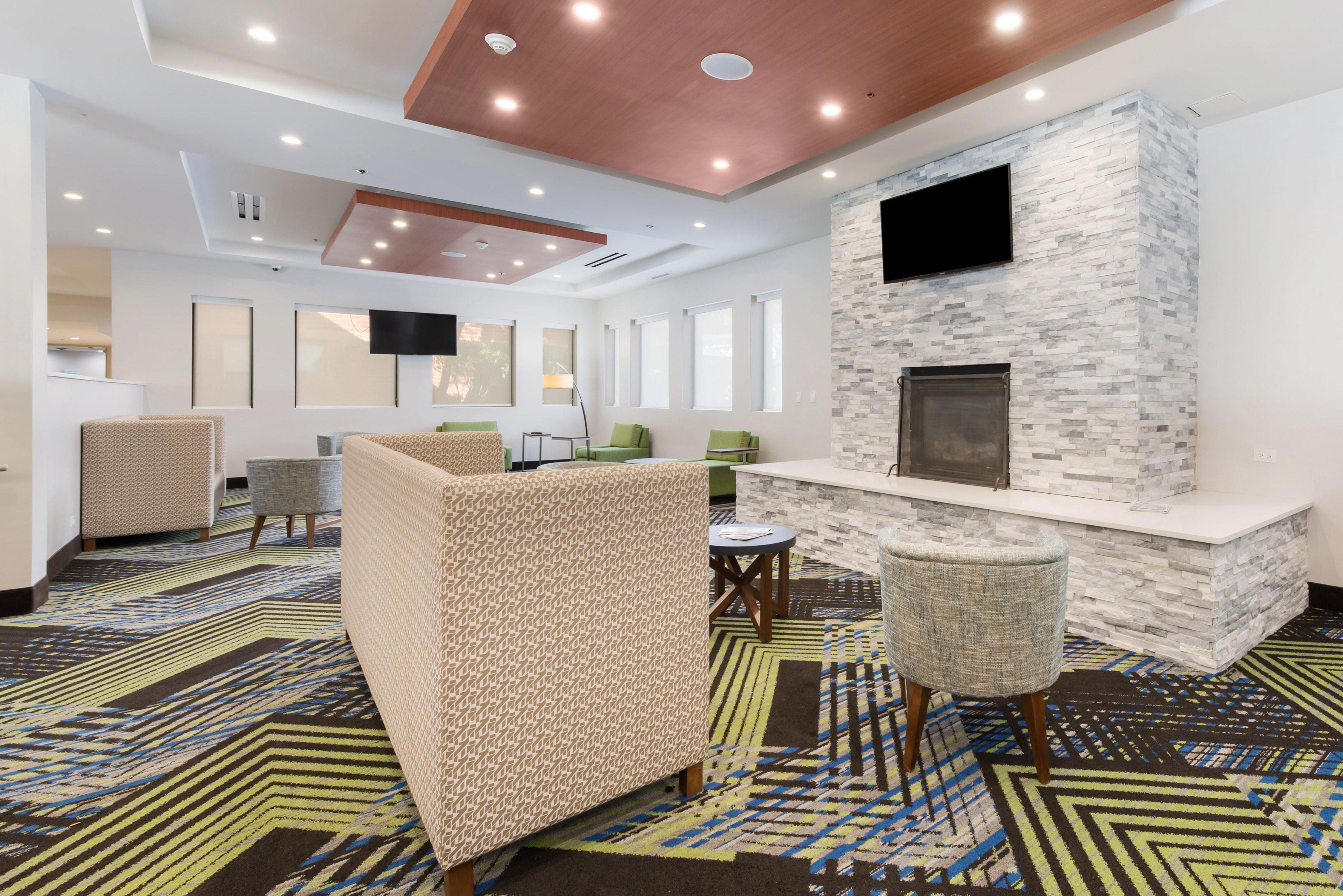 Holiday Inn Express Naperville By Ihg Zewnętrze zdjęcie