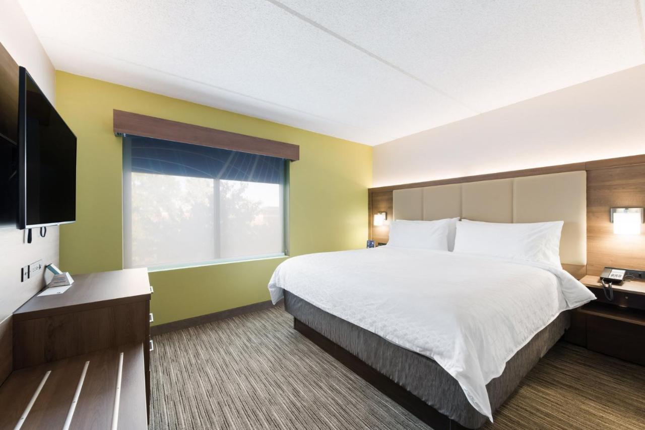 Holiday Inn Express Naperville By Ihg Zewnętrze zdjęcie