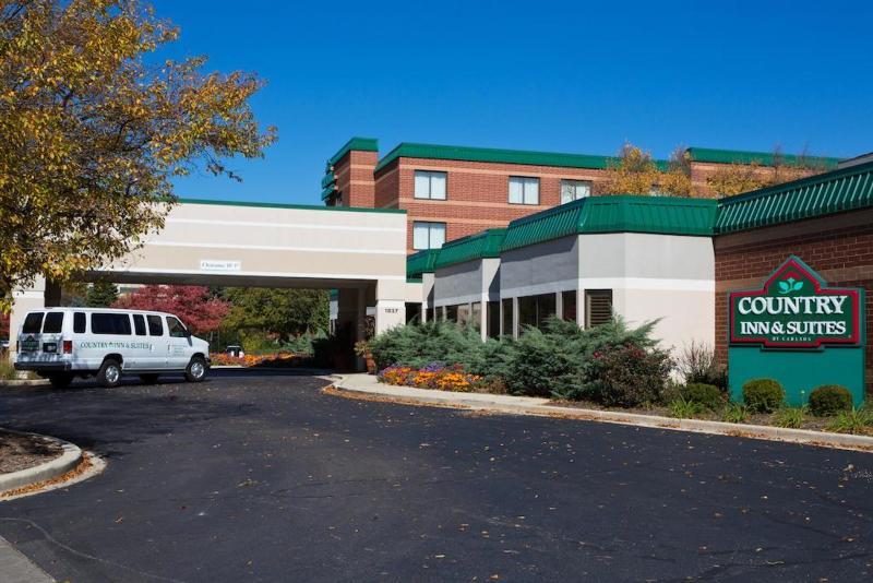Holiday Inn Express Naperville By Ihg Zewnętrze zdjęcie